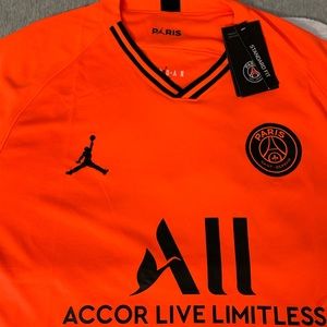psg jordan jersey orange
